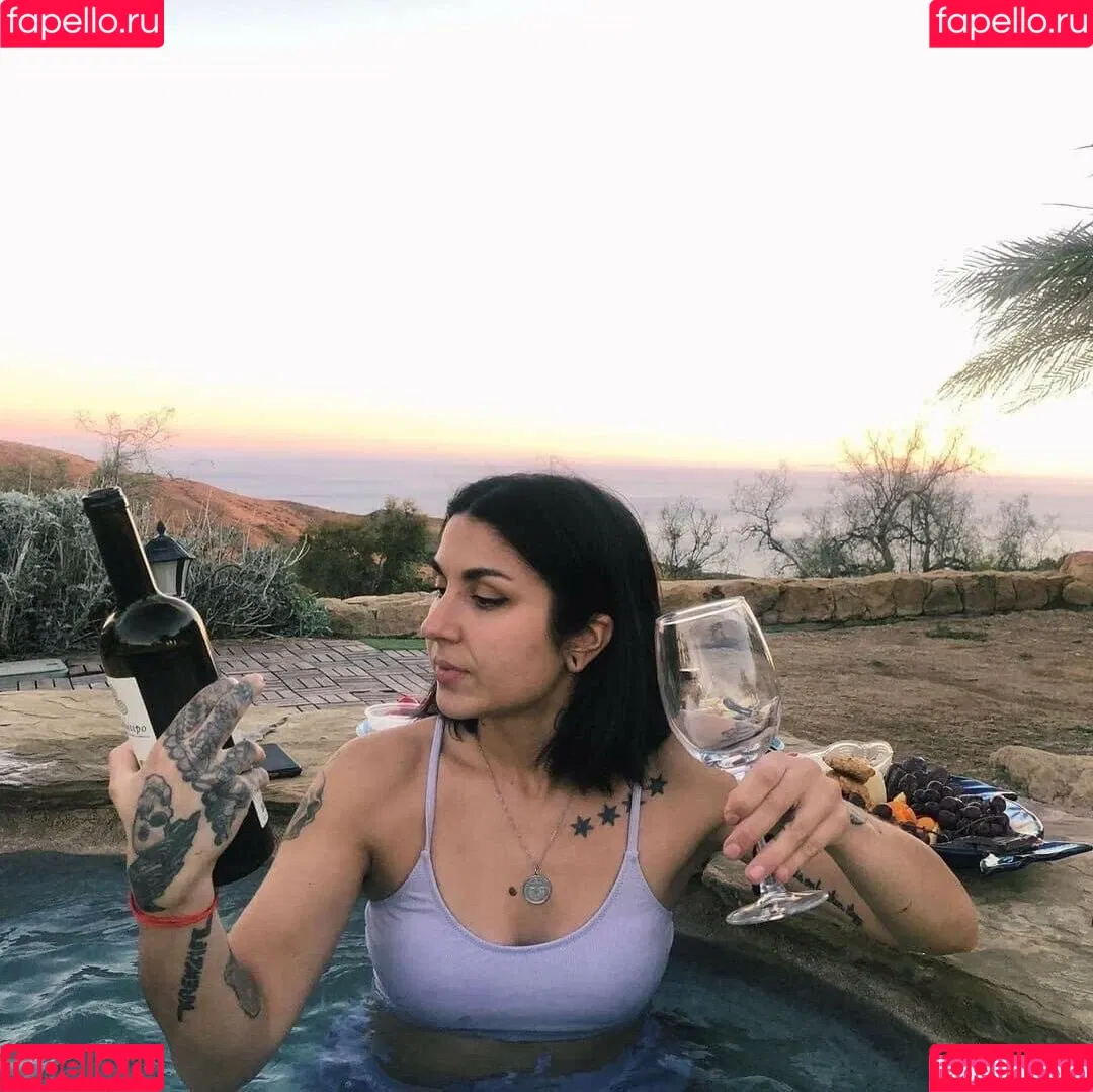 Krewella Onlyfans Photo Gallery 