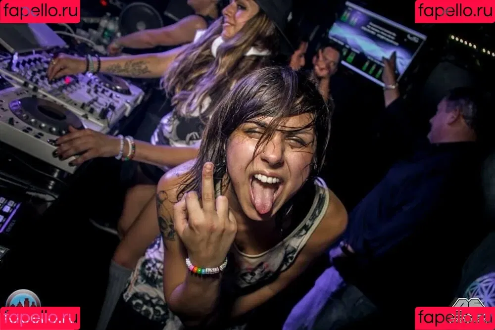 Krewella Onlyfans Photo Gallery 