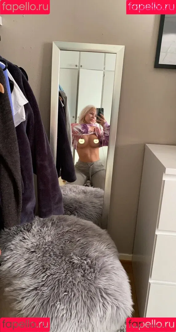 ninanyhagen Onlyfans Photo Gallery 