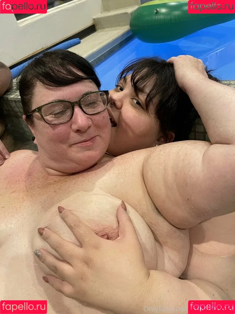 menabobina Onlyfans Photo Gallery 