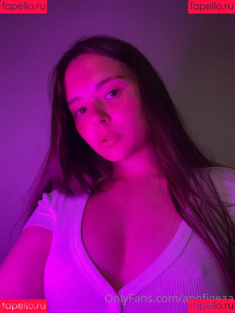 Apofigeaa Onlyfans Photo Gallery 