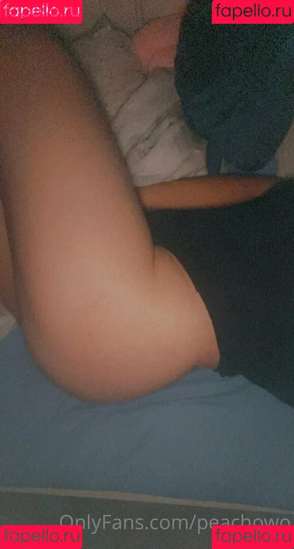 peachowo Onlyfans Photo Gallery 