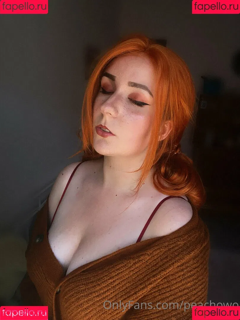 peachowo Onlyfans Photo Gallery 