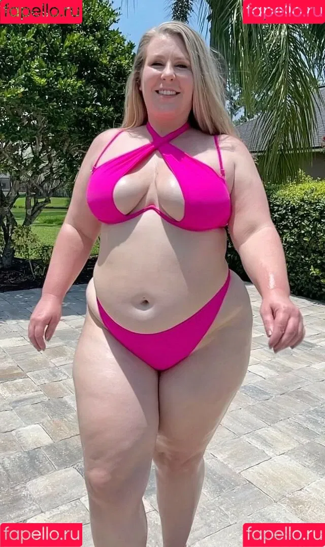 MzPoke Onlyfans Photo Gallery 