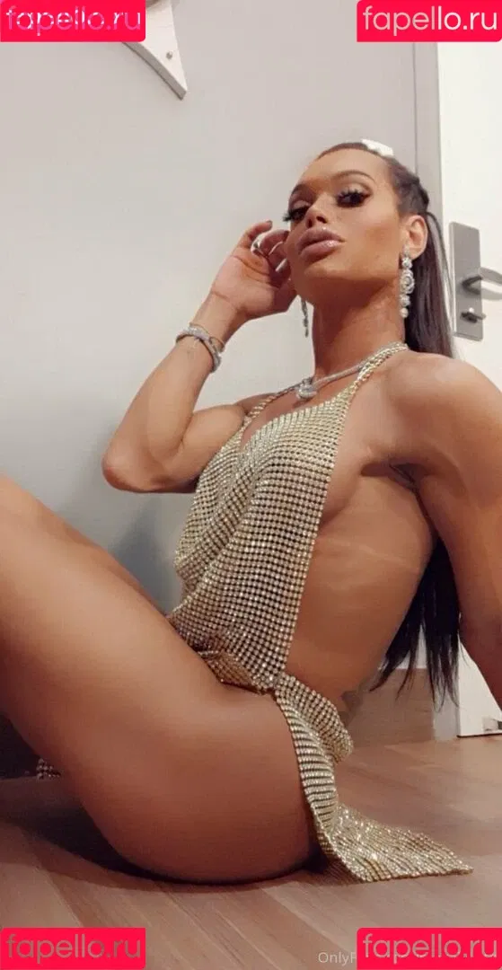 magalylilith Onlyfans Photo Gallery 