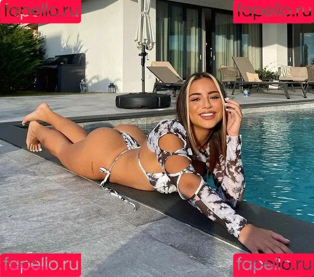 Jaele Corsi Onlyfans Photo Gallery 