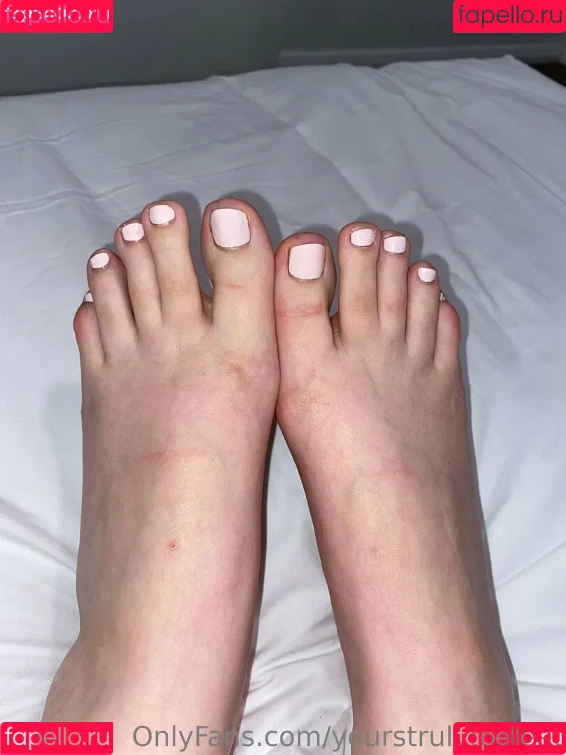 yourstrulymsfeet Onlyfans Photo Gallery 