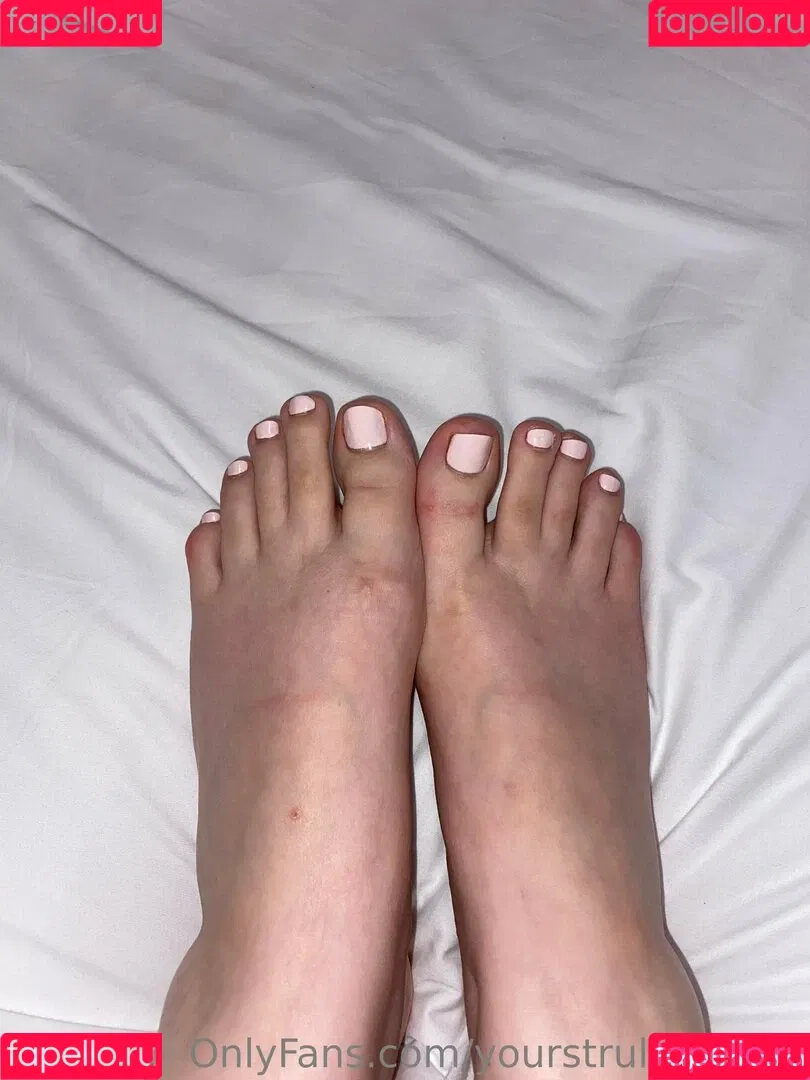 yourstrulymsfeet Onlyfans Photo Gallery 