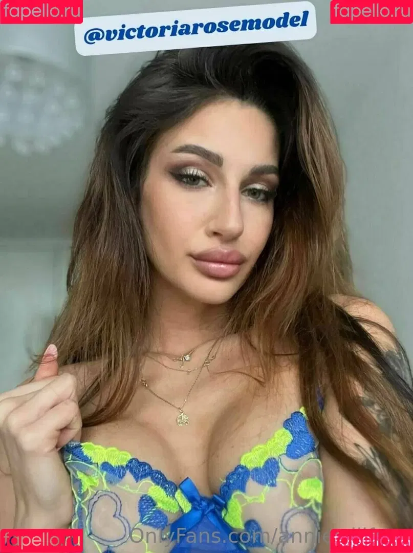 Latest leaks Anniewillfree Nude - Fapello