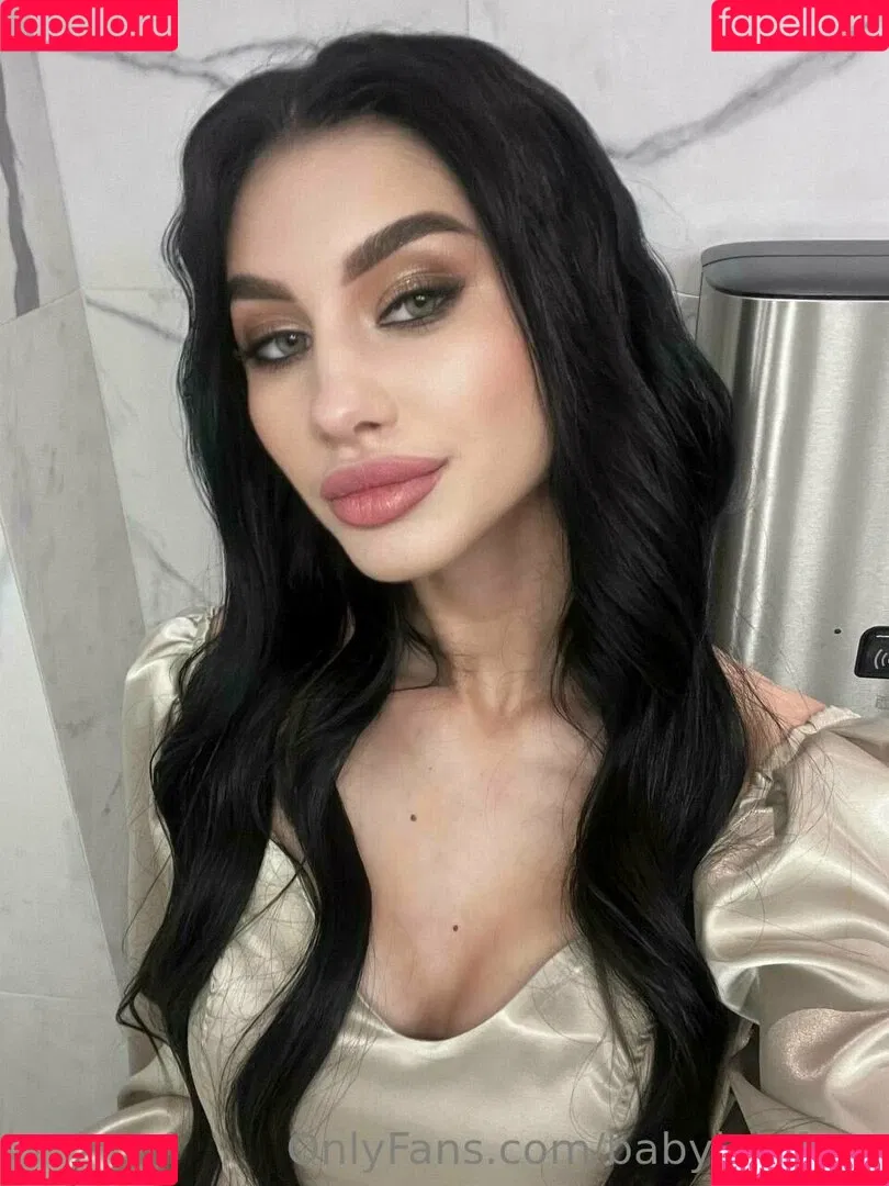 babylolafree Onlyfans Photo Gallery 