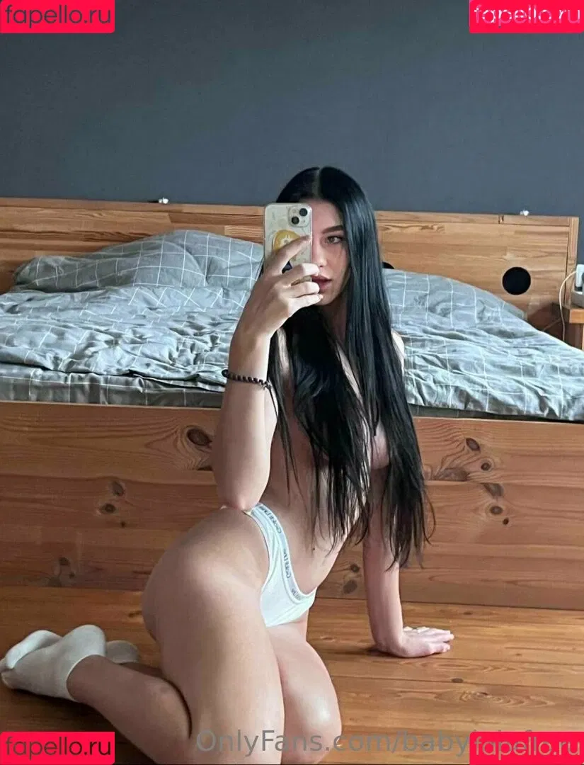 babylolafree Onlyfans Photo Gallery 