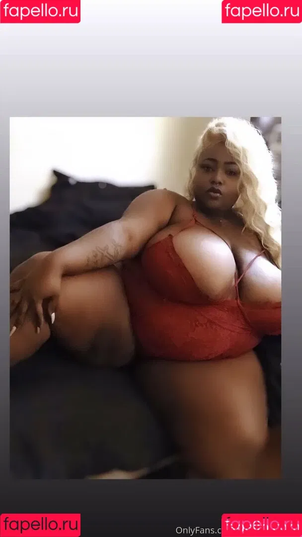 mamamioshye Onlyfans Photo Gallery 