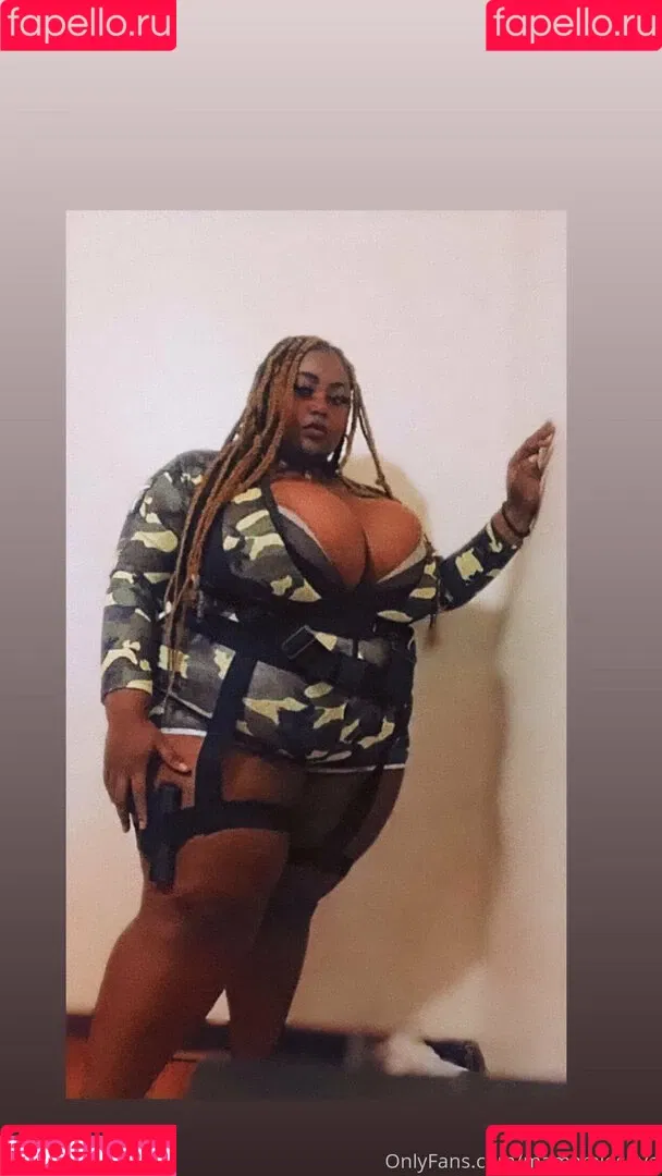 mamamioshye Onlyfans Photo Gallery 