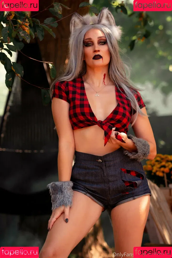 hollytwolf Onlyfans Photo Gallery 