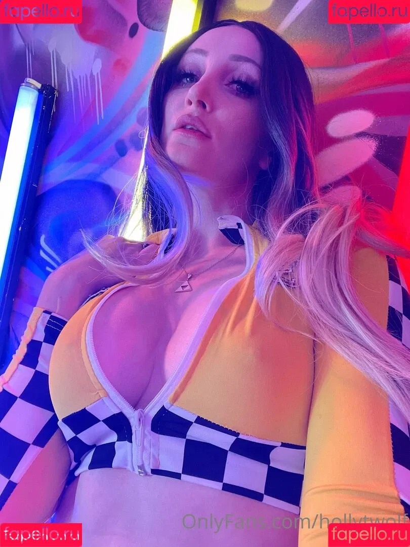 hollytwolf Onlyfans Photo Gallery 