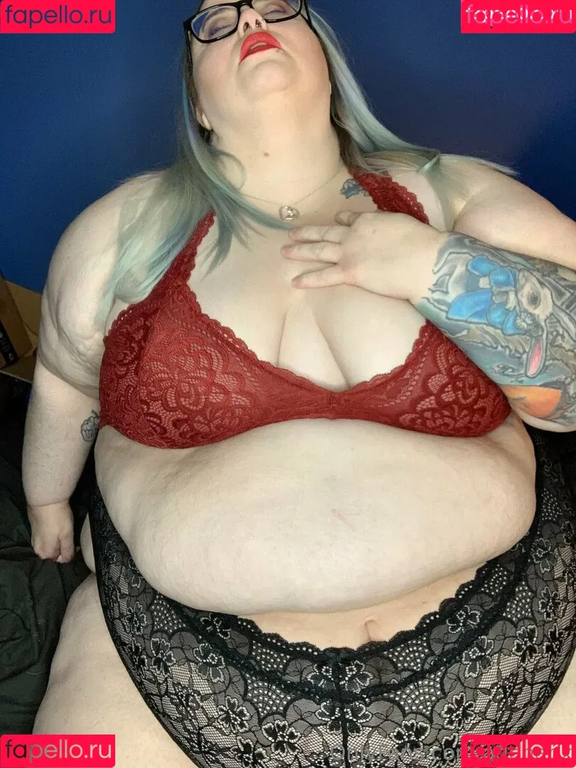 adenahx Onlyfans Photo Gallery 