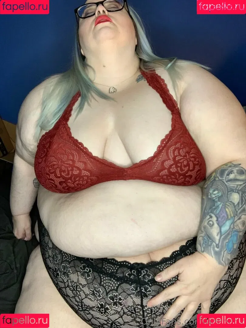 adenahx Onlyfans Photo Gallery 