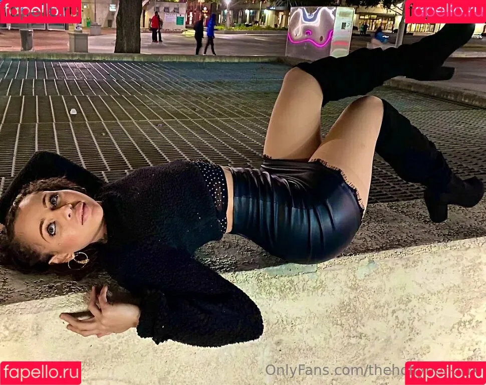 Holly Hendrix Onlyfans Photo Gallery 