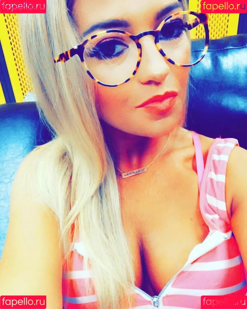 Alisha Edwards Onlyfans Photo Gallery 