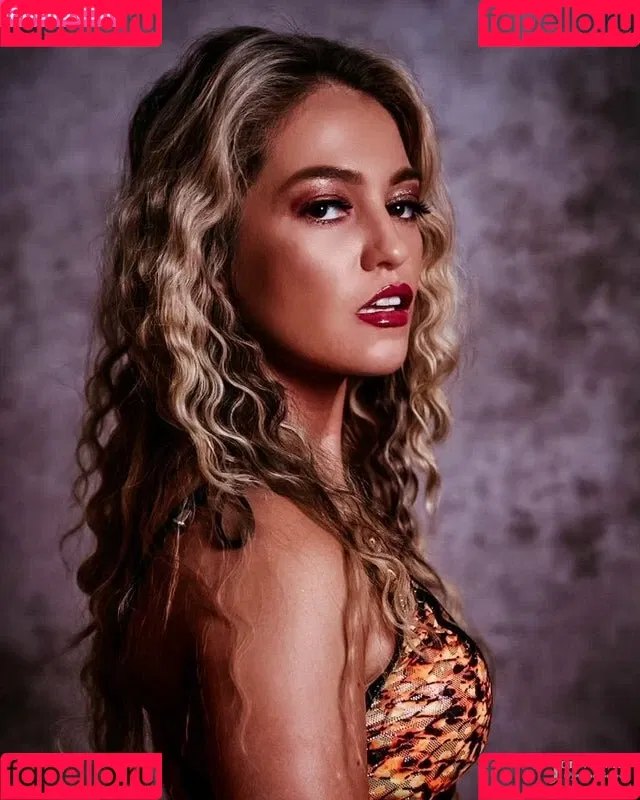 Alisha Edwards Onlyfans Photo Gallery 