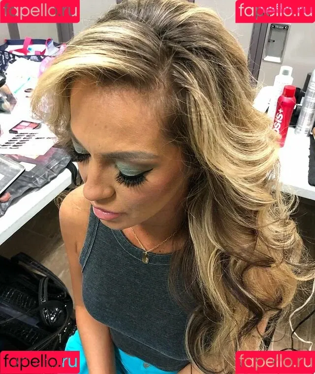 Alisha Edwards Onlyfans Photo Gallery 