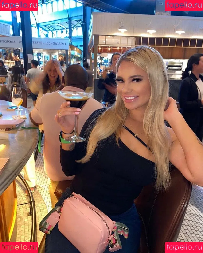 Avery Trail Onlyfans Photo Gallery 