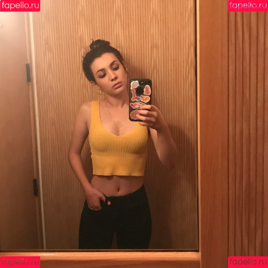 Hannah Marks Onlyfans Photo Gallery 