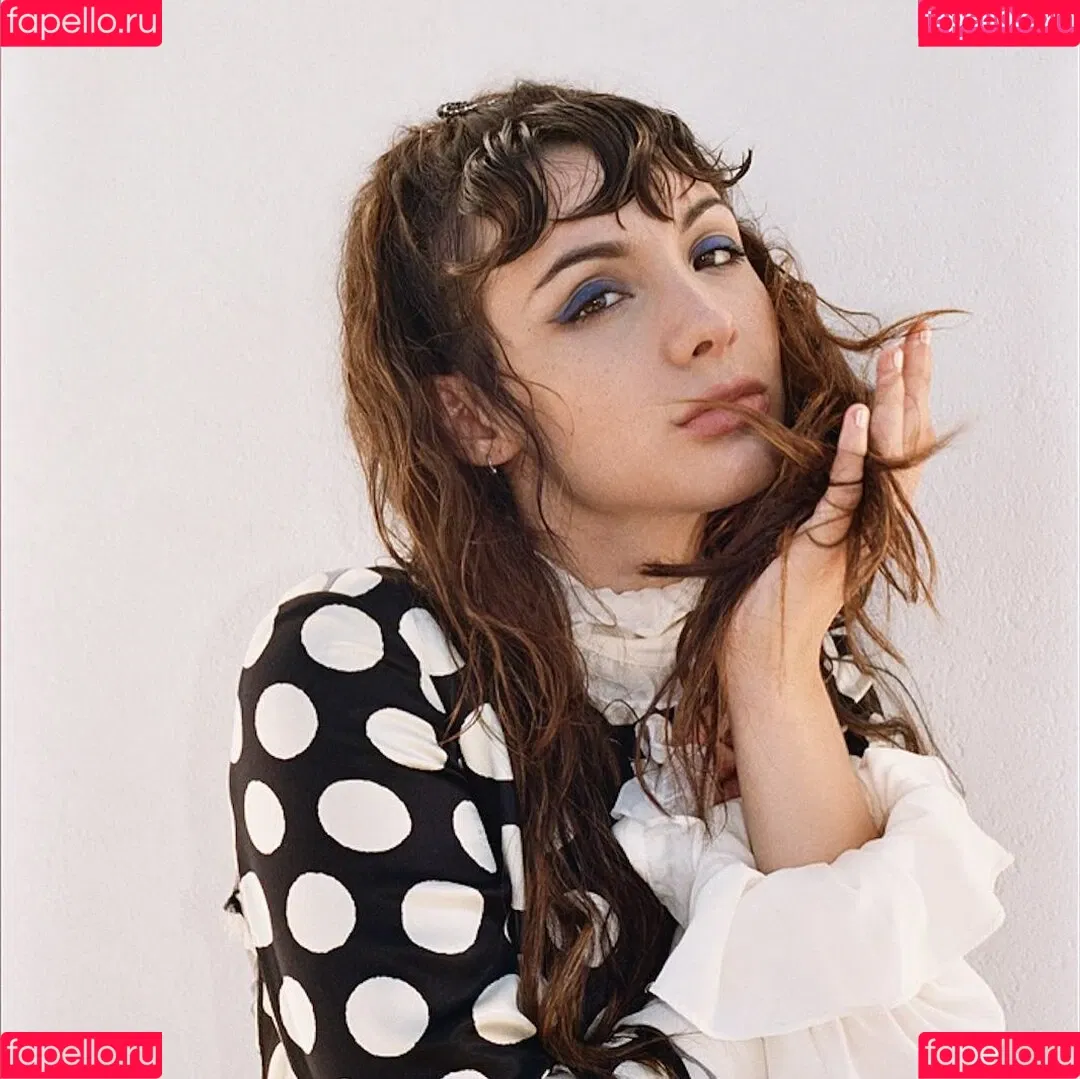 Hannah Marks Onlyfans Photo Gallery 