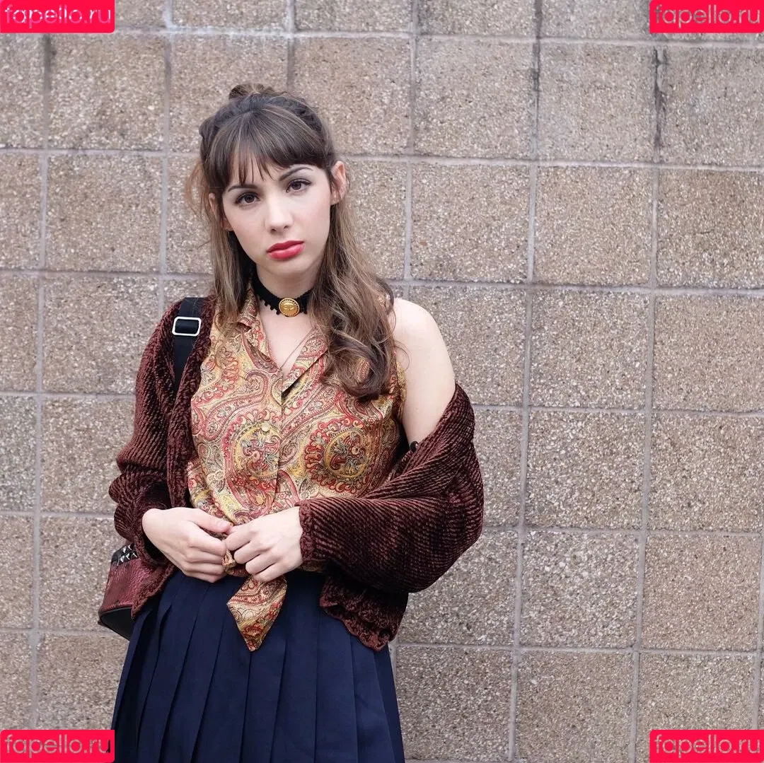 Hannah Marks Onlyfans Photo Gallery 