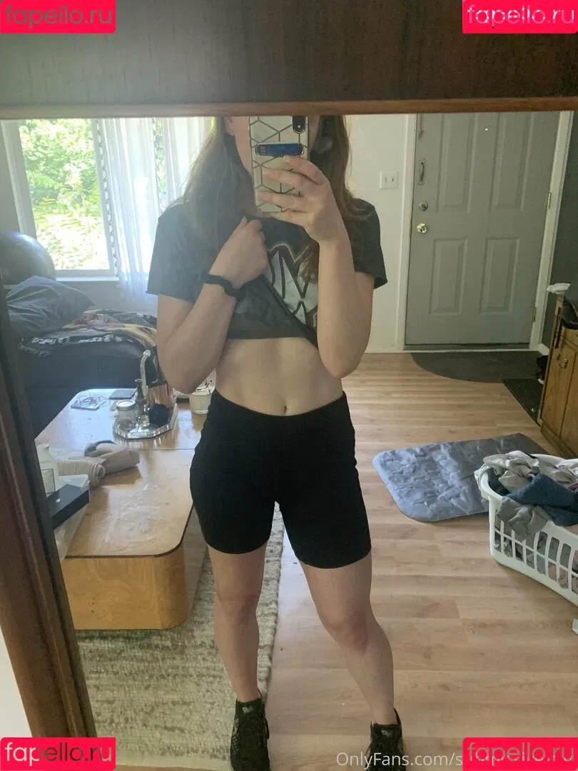 submissive-gigi Onlyfans Photo Gallery 