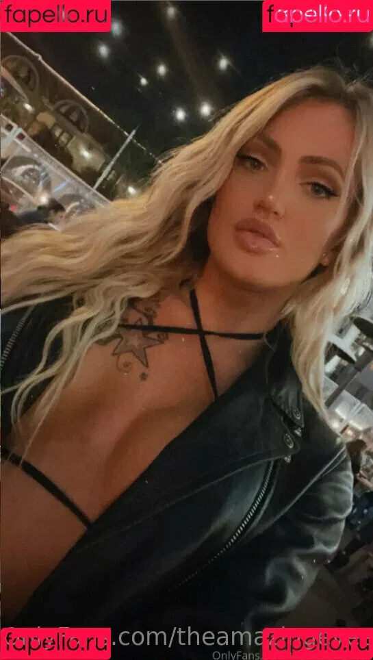theeveemarie Onlyfans Photo Gallery 
