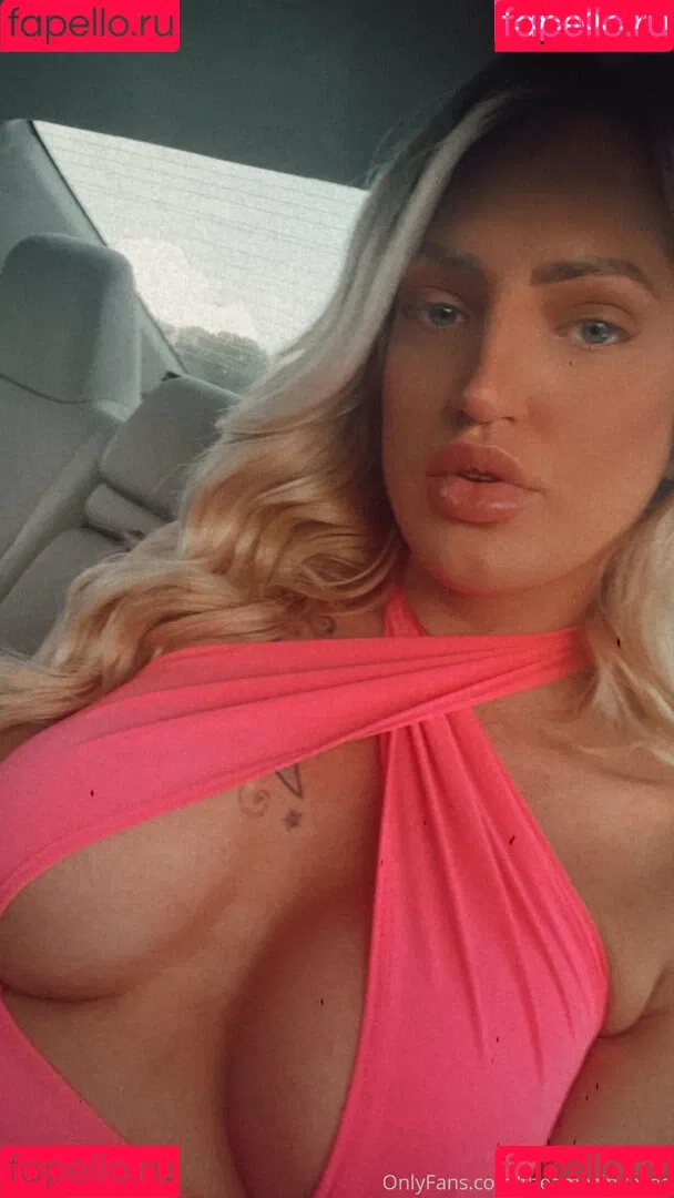 theeveemarie Onlyfans Photo Gallery 