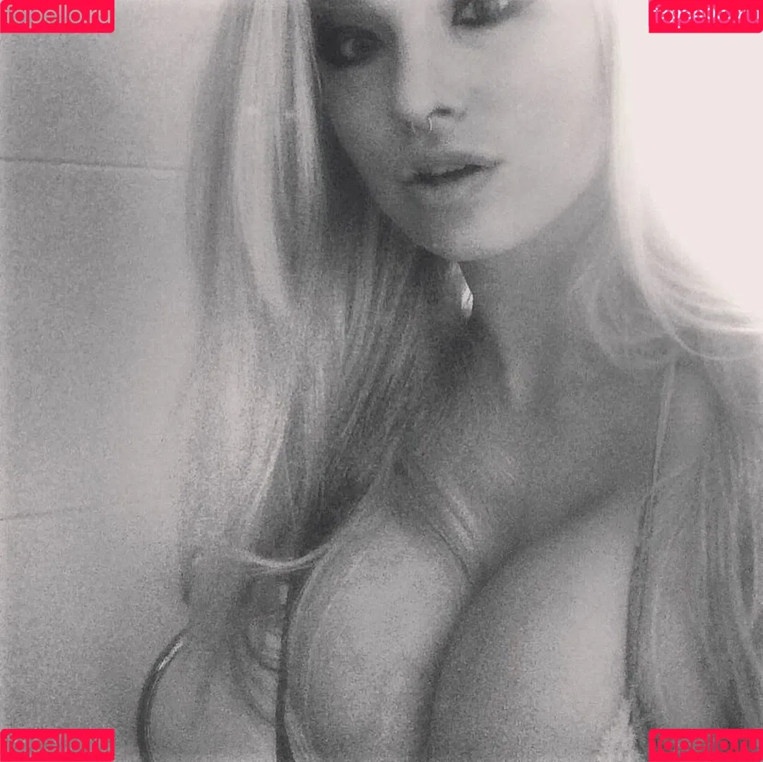 Ruby Rogue Onlyfans Photo Gallery 
