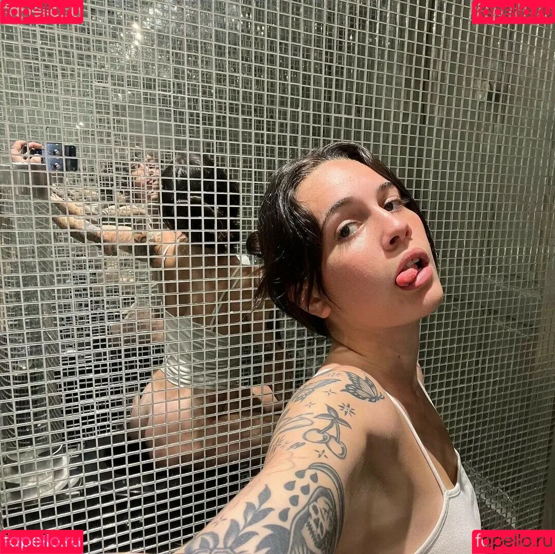 Bea Miller Onlyfans Photo Gallery 