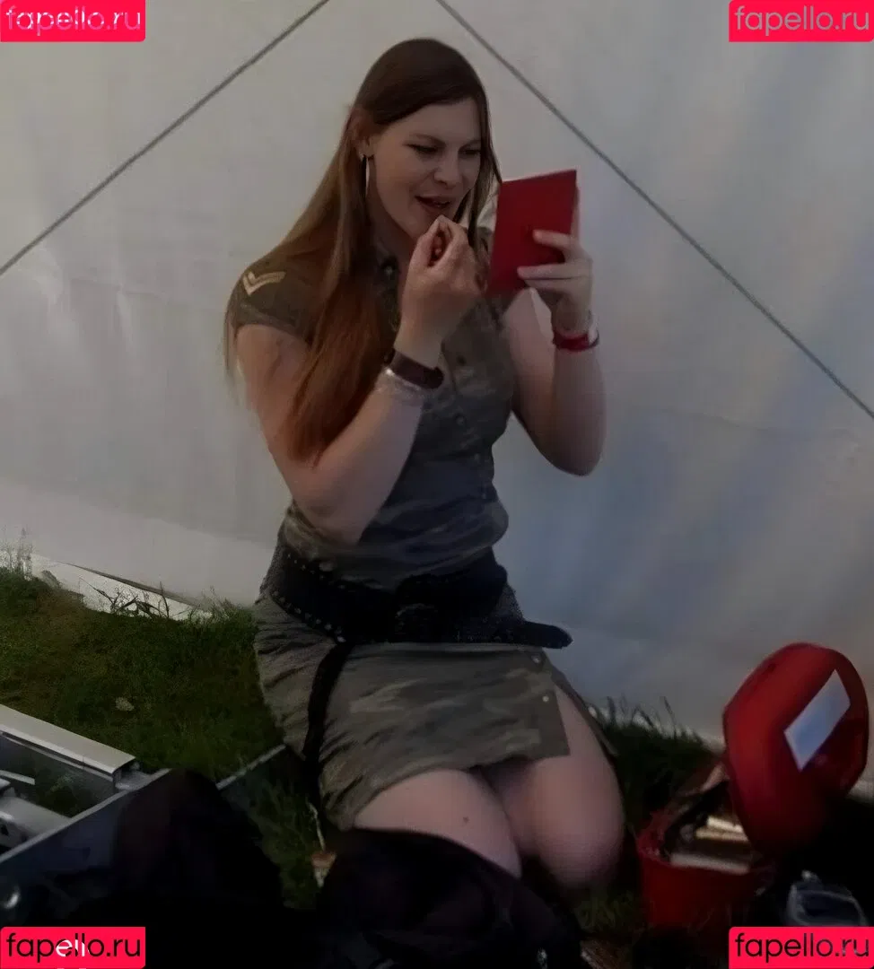 Floor Jansen Onlyfans Photo Gallery 