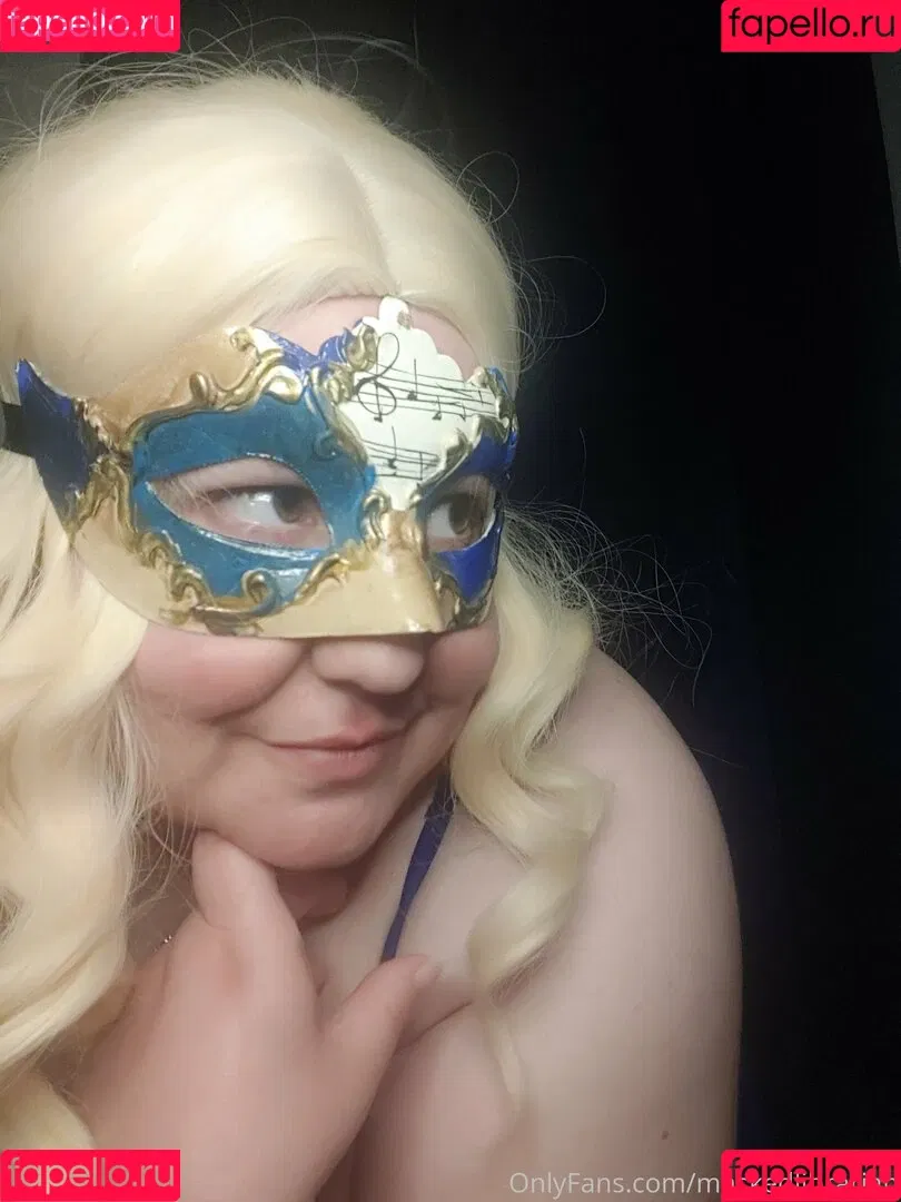 maskedlibrarian Onlyfans Photo Gallery 