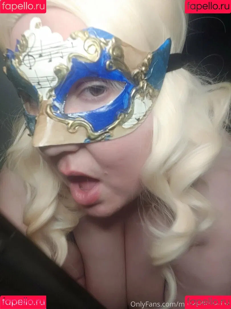 maskedlibrarian Onlyfans Photo Gallery 