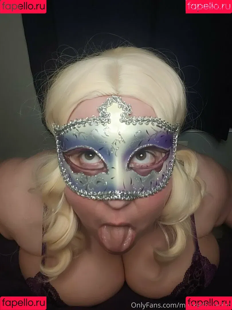 maskedlibrarian Onlyfans Photo Gallery 