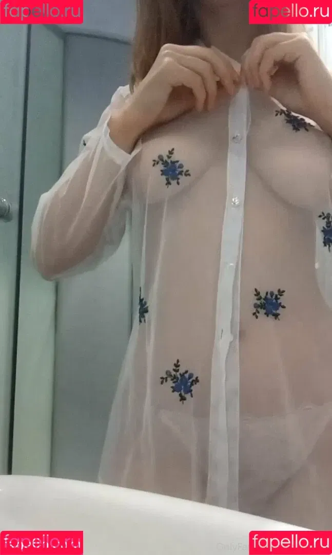 tinastepmom Onlyfans Photo Gallery 