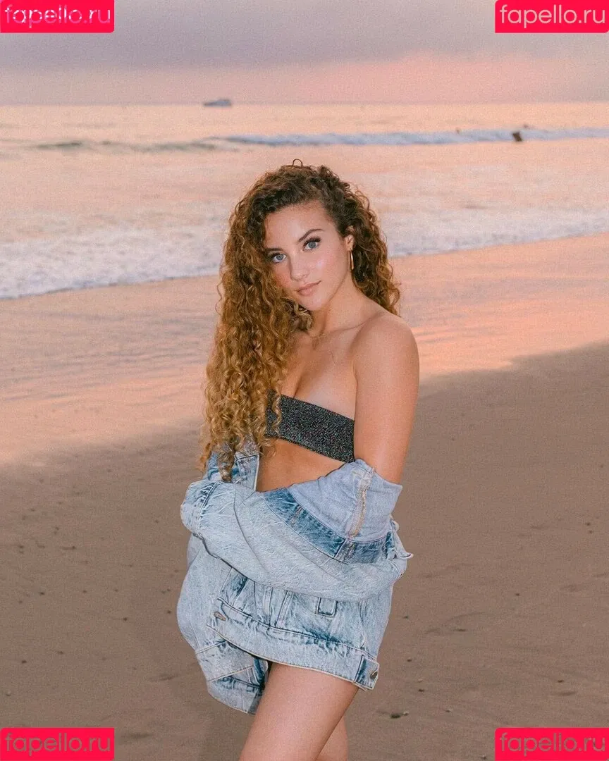 Sofie Dossi Onlyfans Photo Gallery 