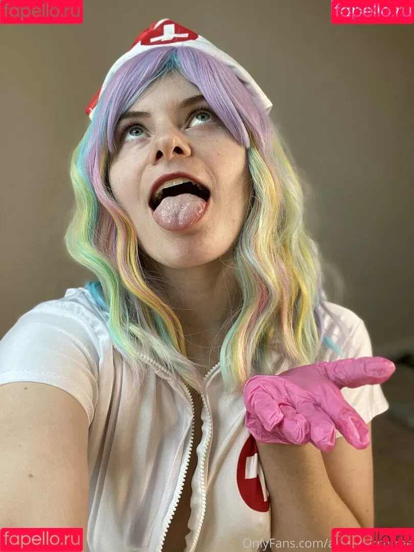alicemarchfree Onlyfans Photo Gallery 