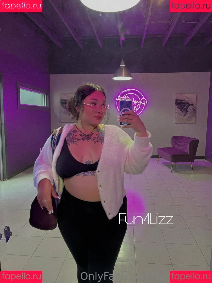 fun4lizzsfw Onlyfans Photo Gallery 