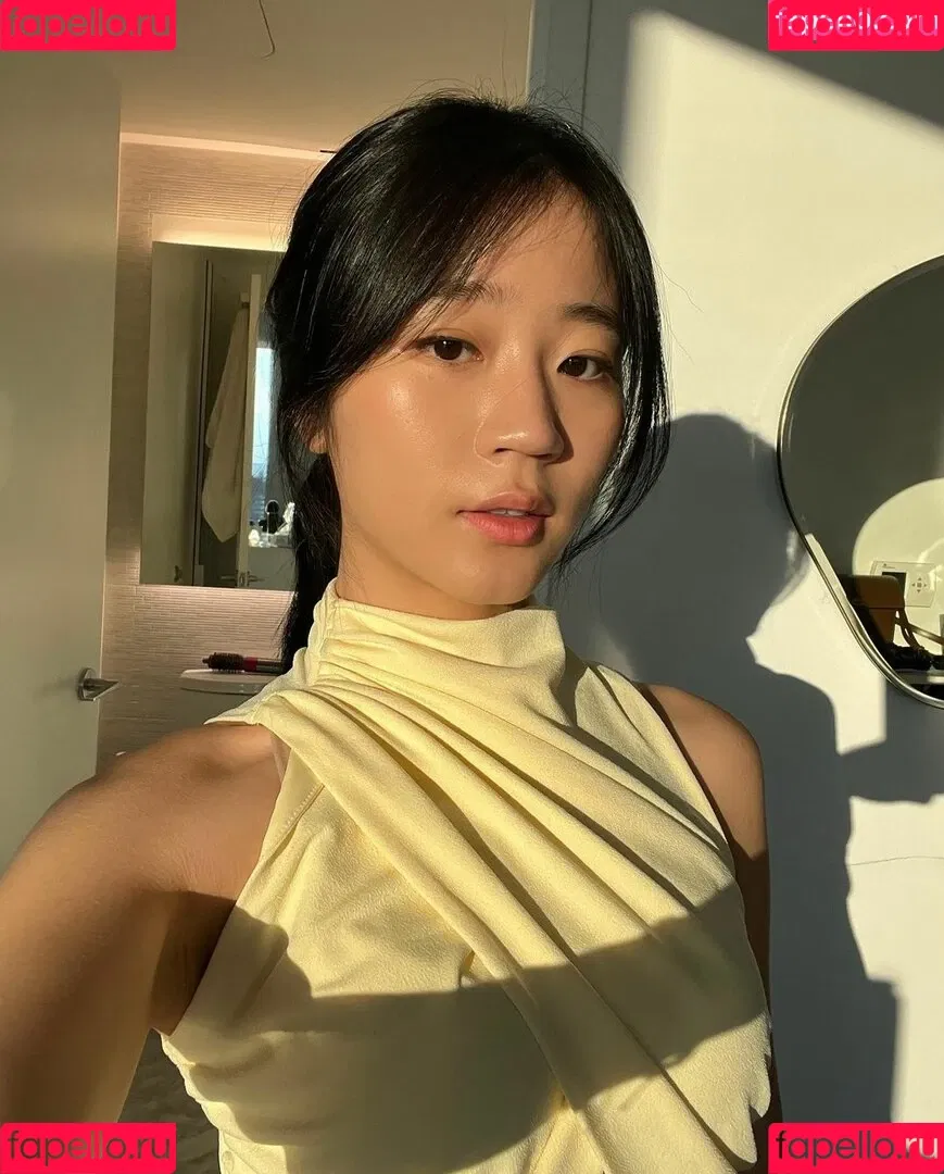 Evelyn Ha Onlyfans Photo Gallery 