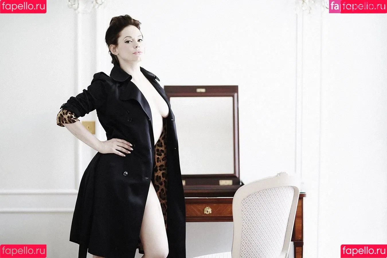 Rose Mcgowan Onlyfans Photo Gallery 
