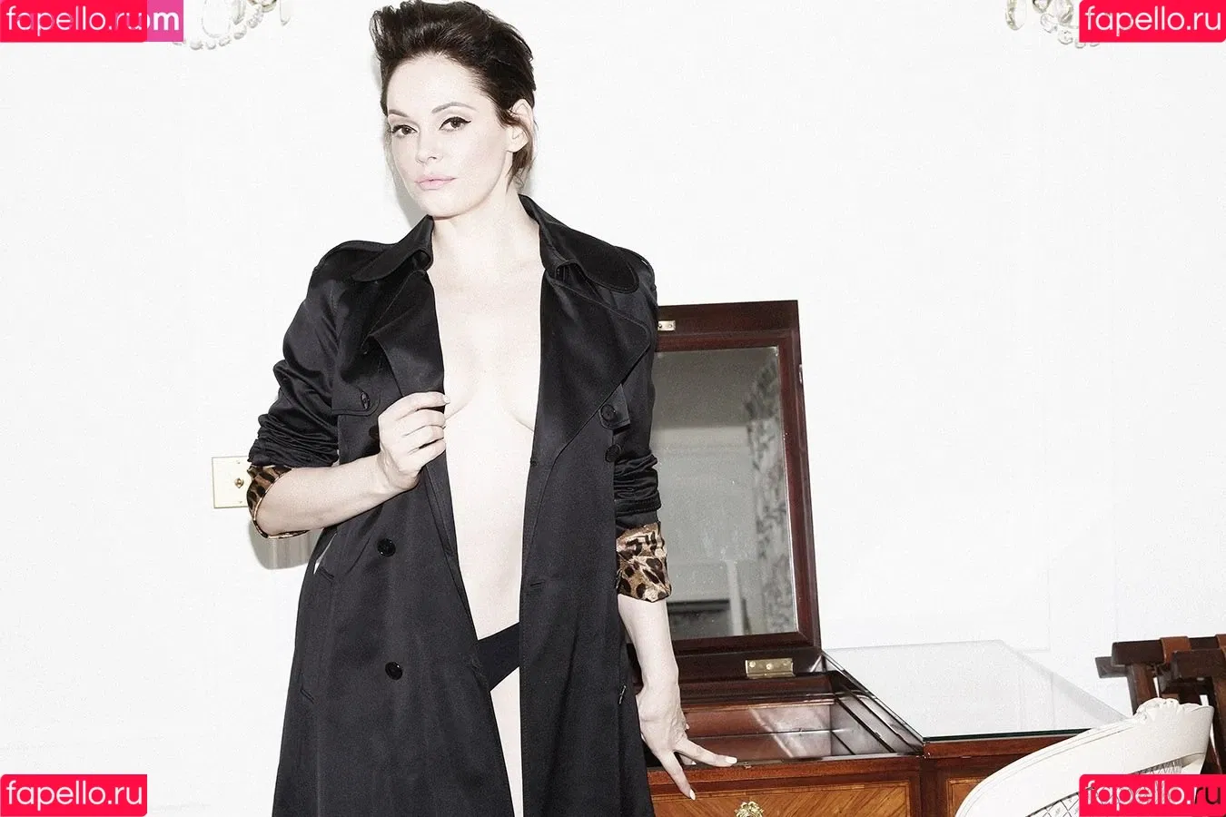 Rose Mcgowan Onlyfans Photo Gallery 