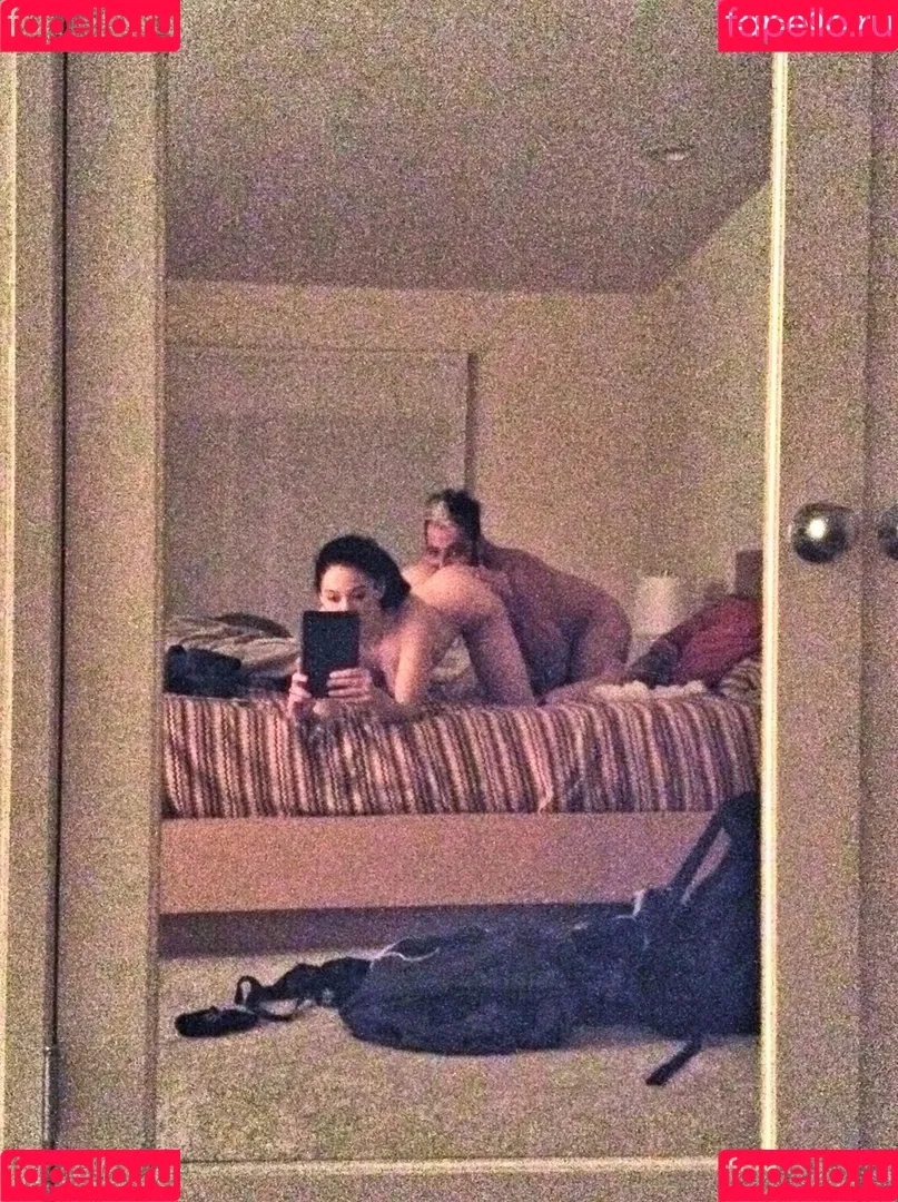 Rose Mcgowan Onlyfans Photo Gallery 