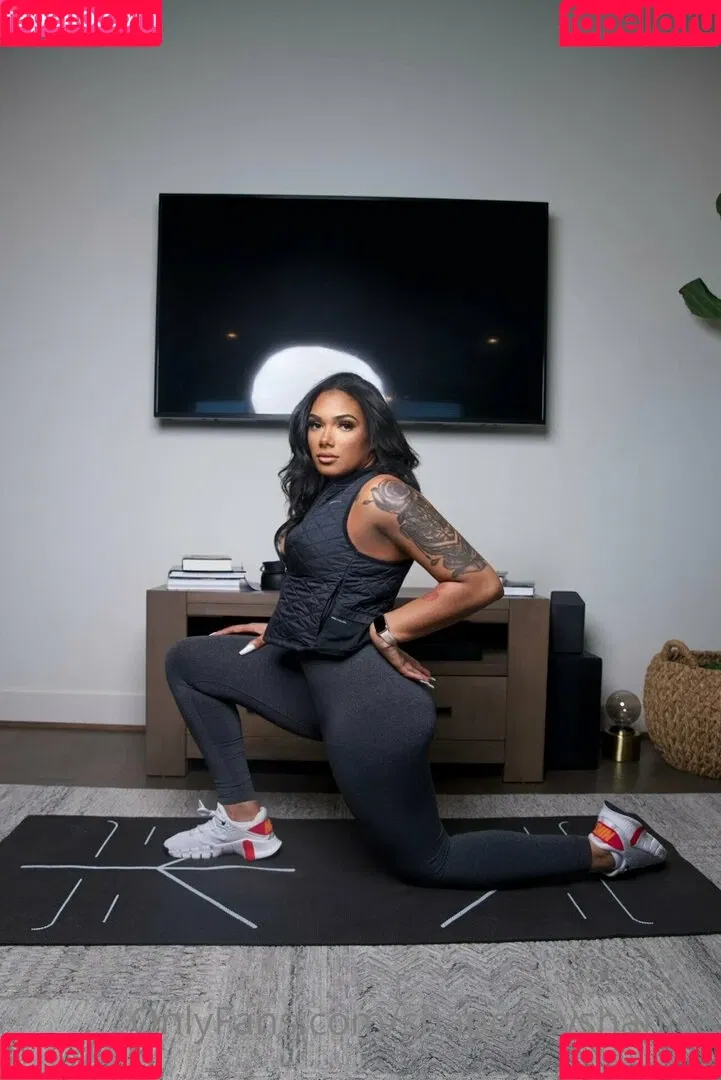 shapedbyshanice Onlyfans Photo Gallery 