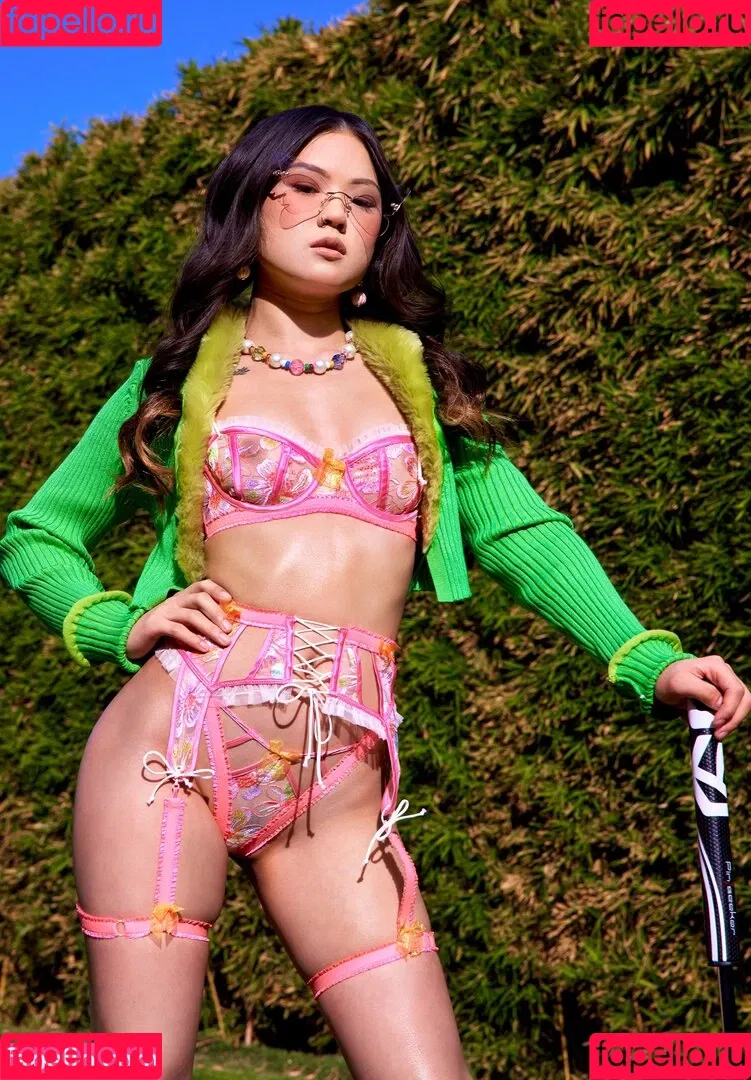 Lulu Chu Onlyfans Photo Gallery 