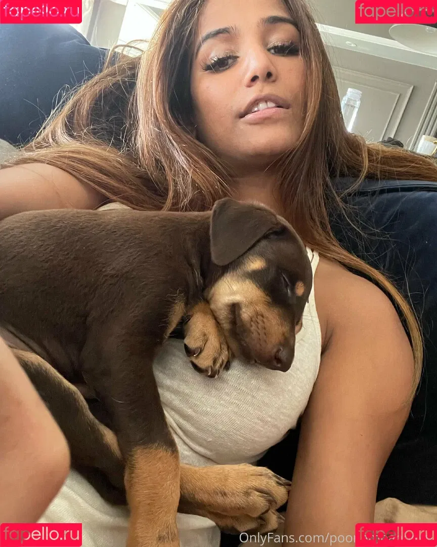 poonampandeytv Onlyfans Photo Gallery 