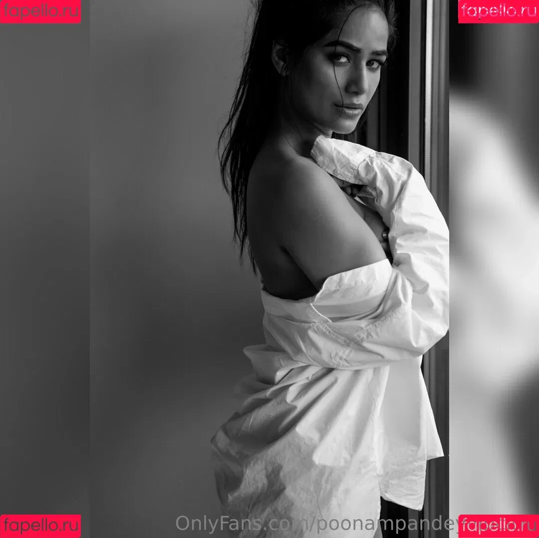 poonampandeytv Onlyfans Photo Gallery 